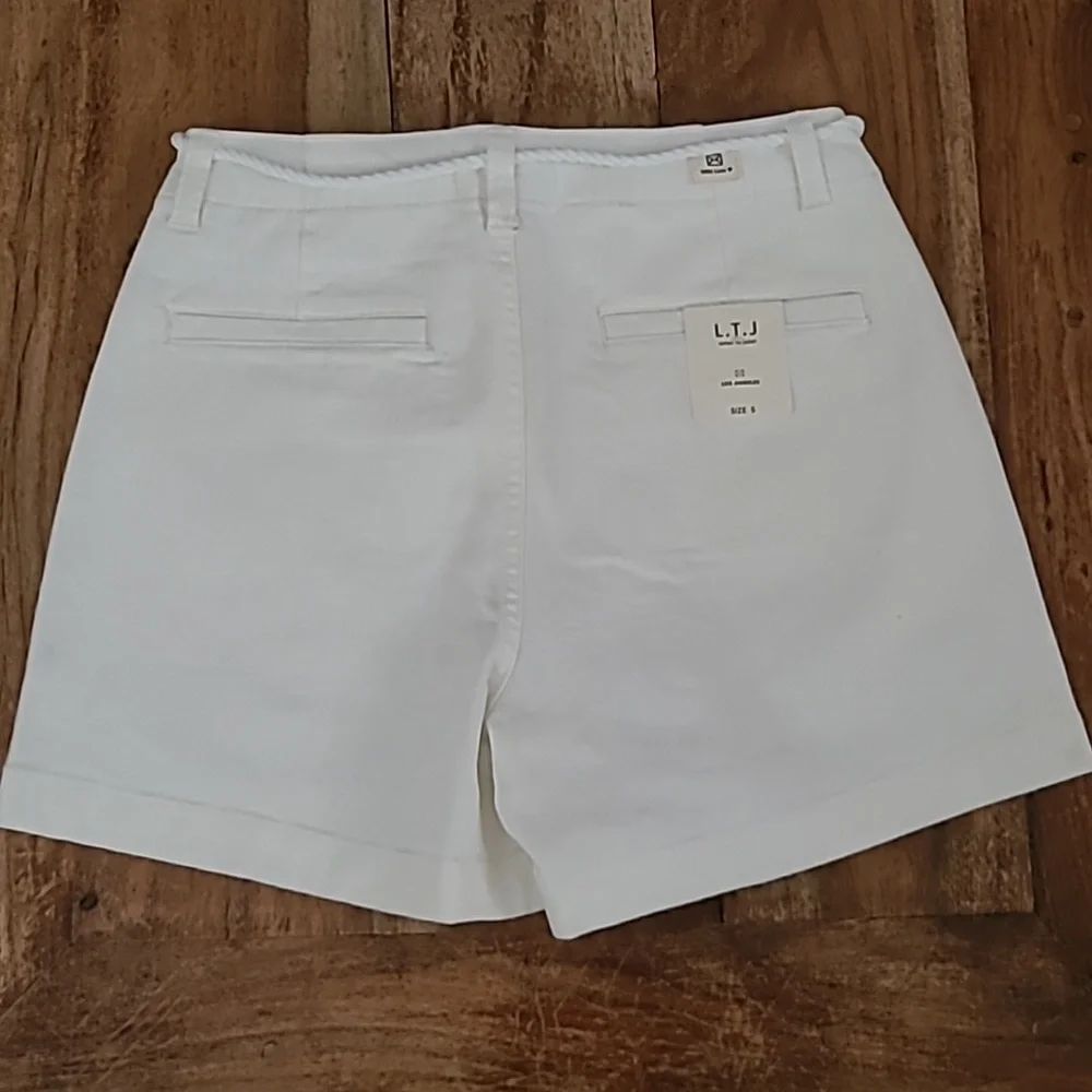 $60 L.T.J Letter to Juliet High Rise Chino Shorts, Small Off White